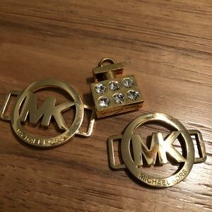 Michael Kors gold trinkets